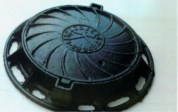 Чугунный люк